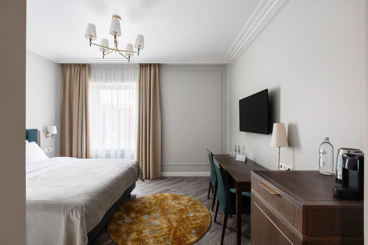 Victoria Hotel Klaipeda Bagian luar foto