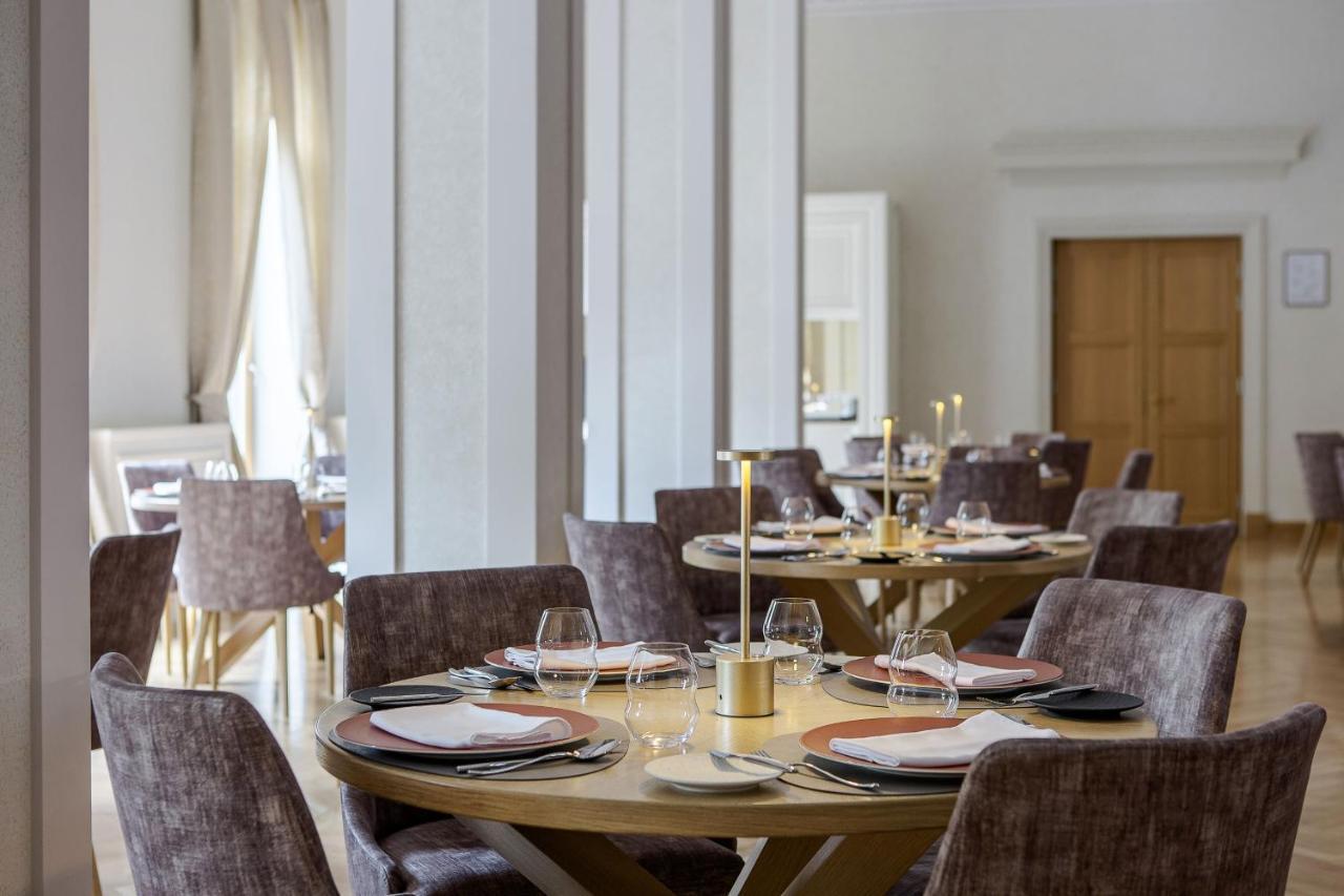 Victoria Hotel Klaipeda Bagian luar foto
