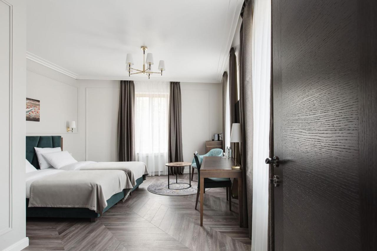 Victoria Hotel Klaipeda Bagian luar foto